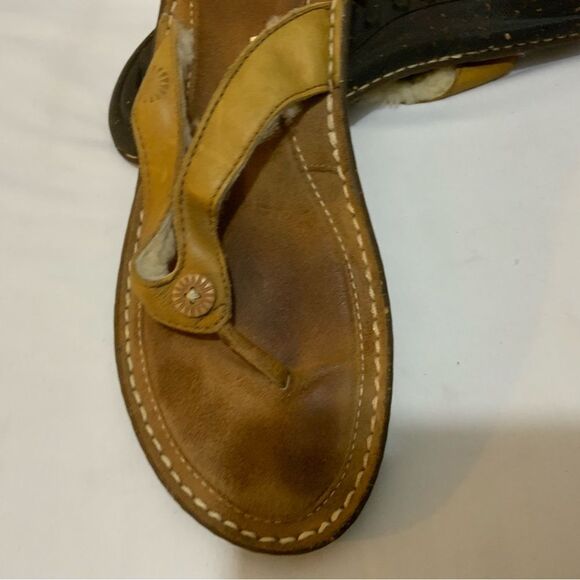 UGG Hamoa 1791 Sheepskin Lining Women Flip Flop Thong Sandals Brown Size 9 - Picture 11 of 15